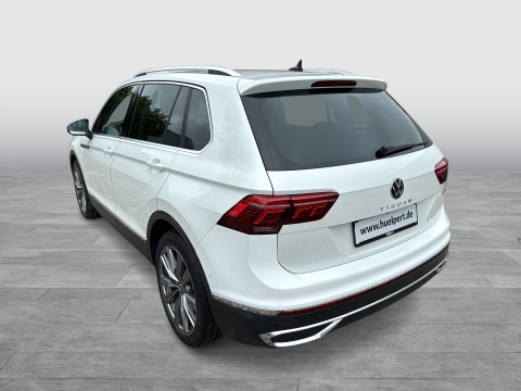 Volkswagen Tiguan 2.0 ELEGANCE 4X4 AHK 360°CAM ACC LM20