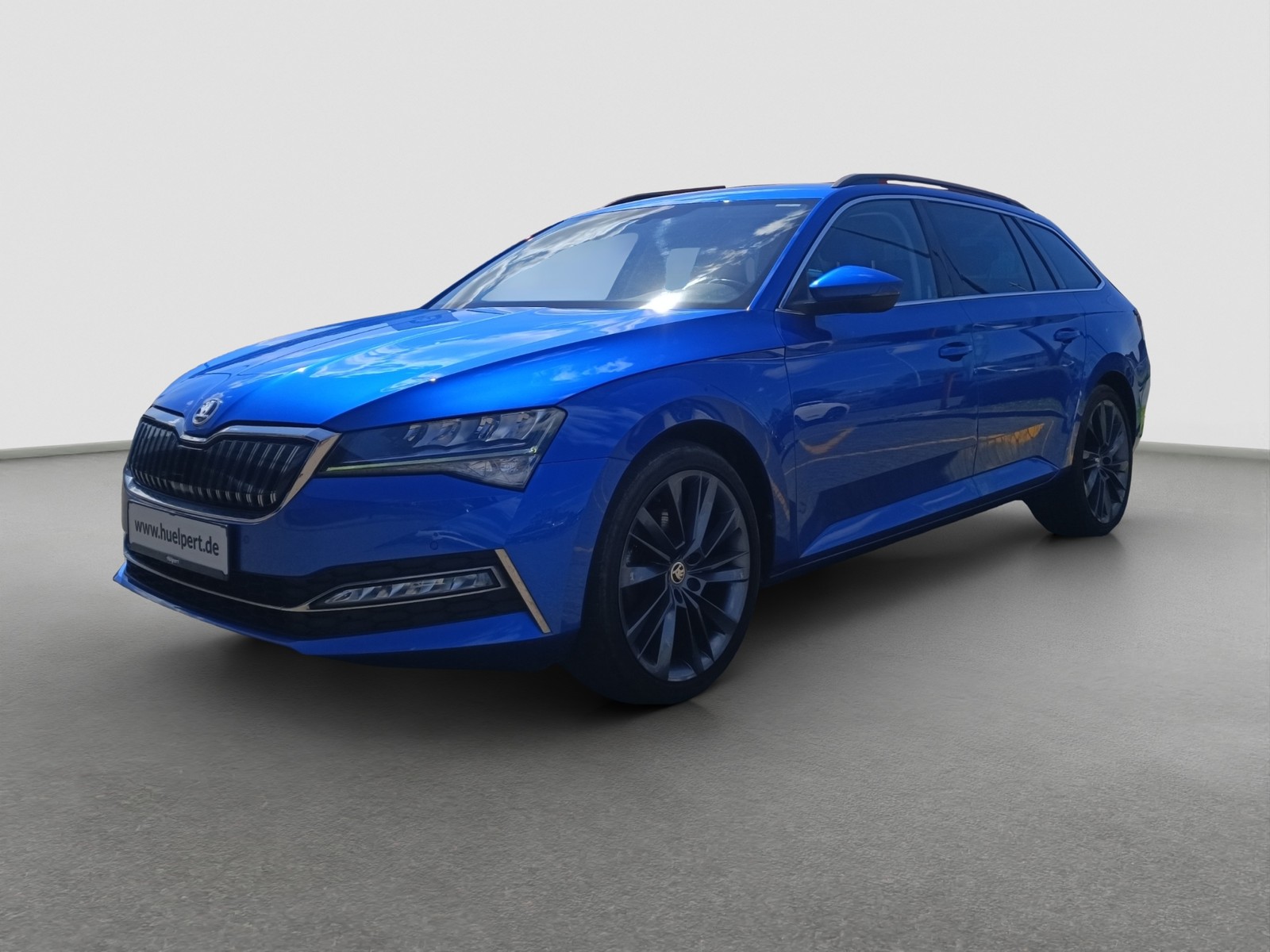 Skoda Superb Combi 1.4 iV LM19 NAVI LED SITZHEIZUNG