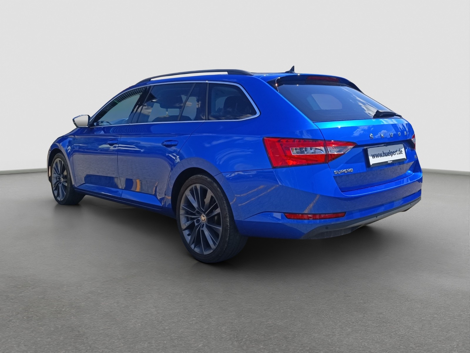 Skoda Superb Combi 1.4 iV LM19 NAVI LED SITZHEIZUNG