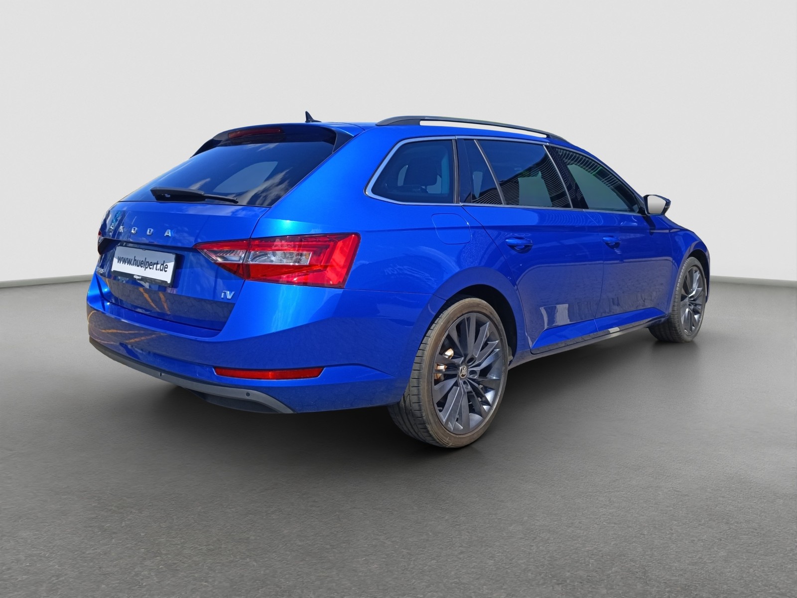 Skoda Superb Combi 1.4 iV LM19 NAVI LED SITZHEIZUNG