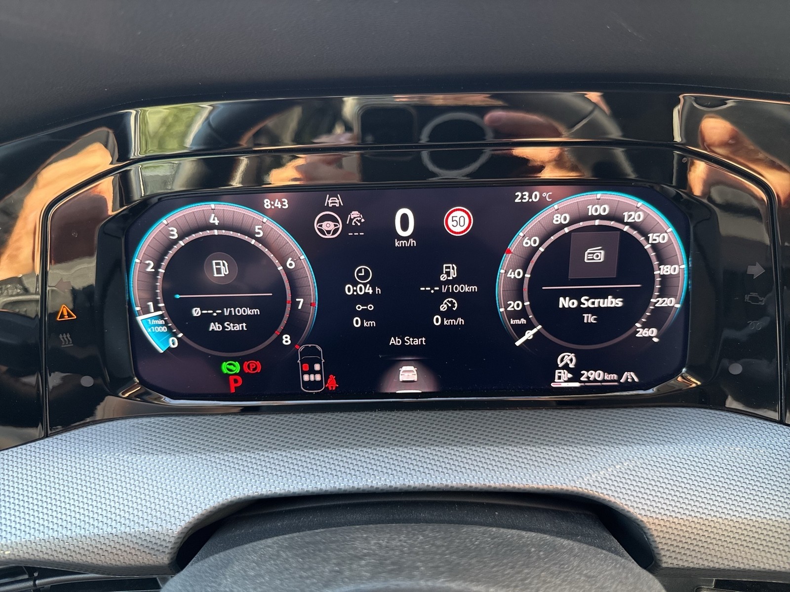 Volkswagen Golf VIII 2.0 STYLE 4X4 CAM ACC LM18 HEADUP NAVI