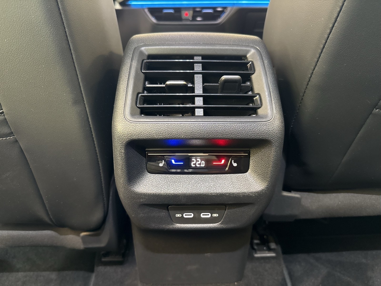 Volkswagen Tayron 1.5 HYBRID LIFE AHK CAM ACC LM18 NAVI