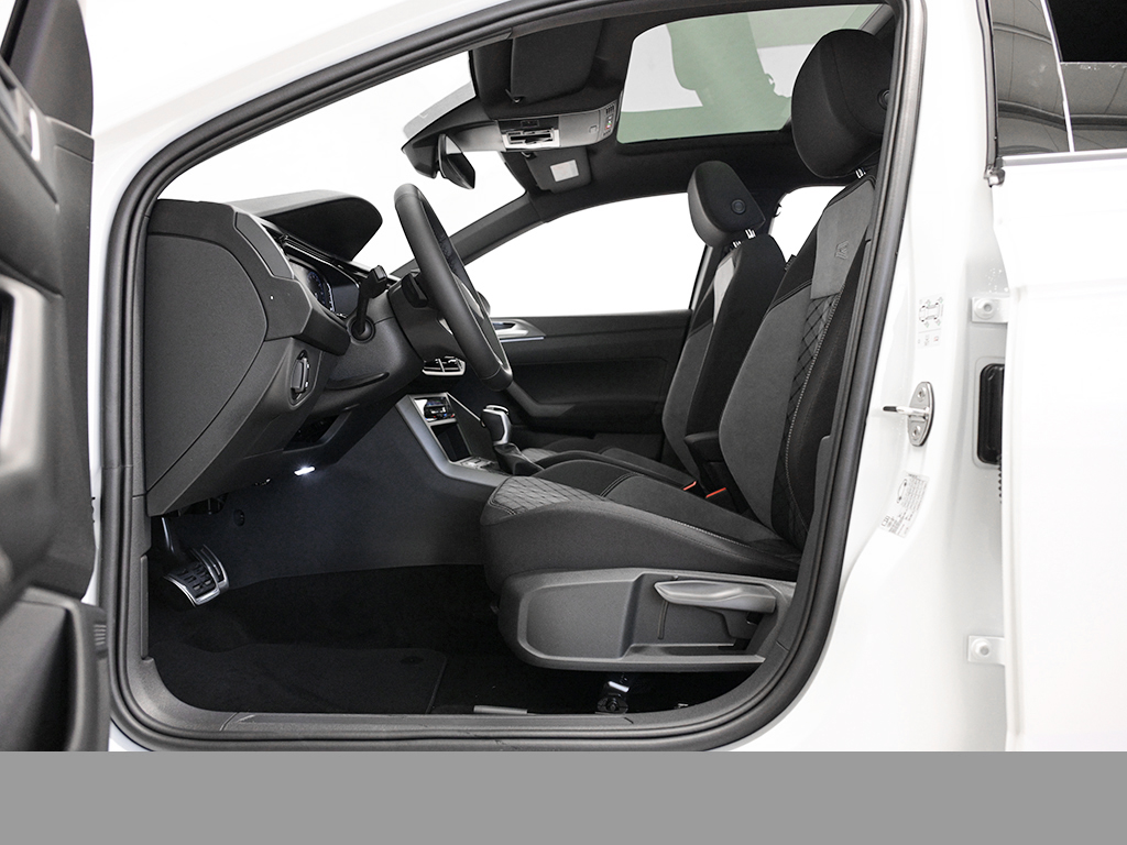 Volkswagen Taigo 1.5 R-LINE DSG