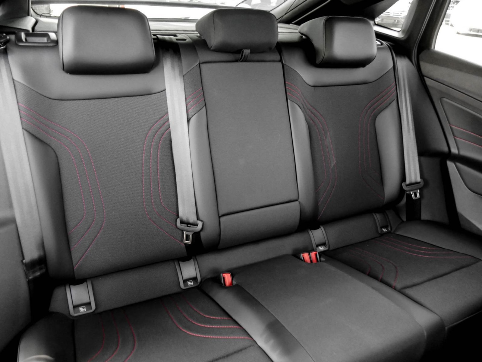 Volkswagen ID.5 GTX 4X4 WÄRMEPUMPE ACC LM20 NAVI CARPLAY