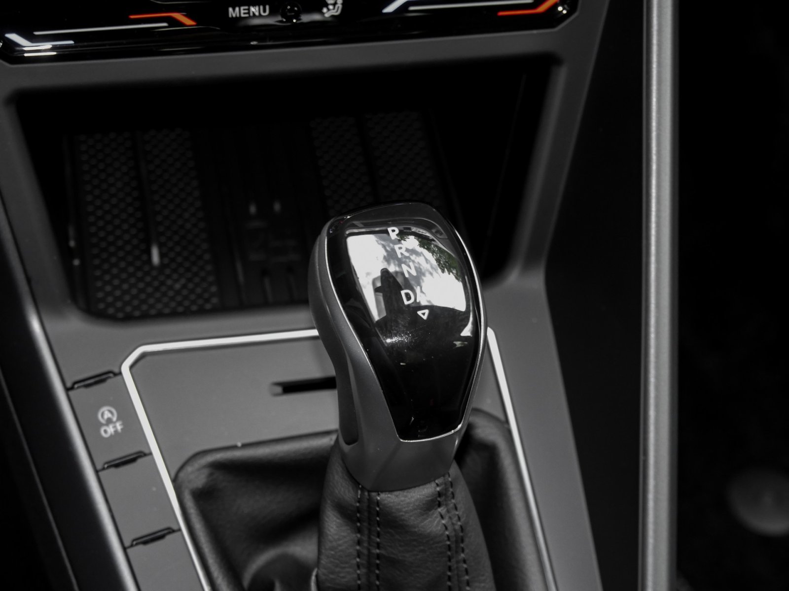 Volkswagen Polo 1.0 R-LINE CAM ACC LM17 NAVI CARPLAY SITZHZ