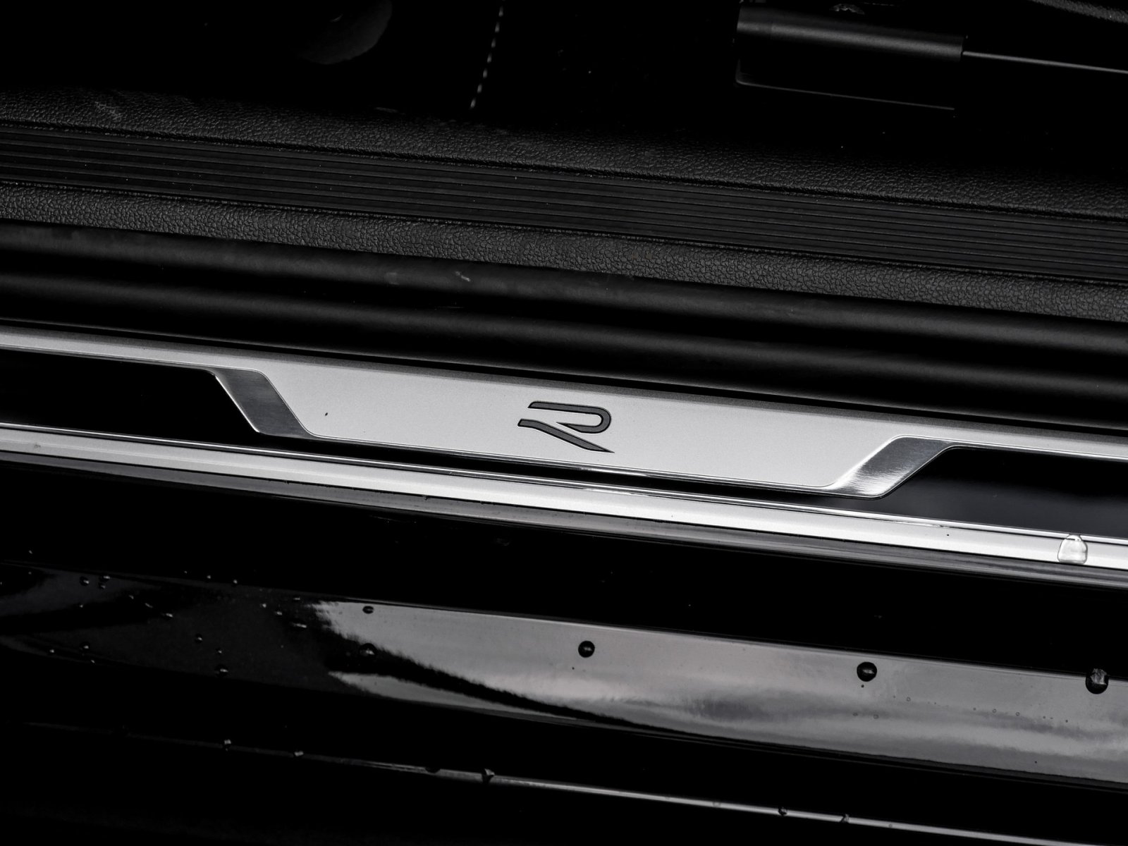 Volkswagen Polo 1.0 R-LINE CAM ACC LM17 NAVI CARPLAY SITZHZ