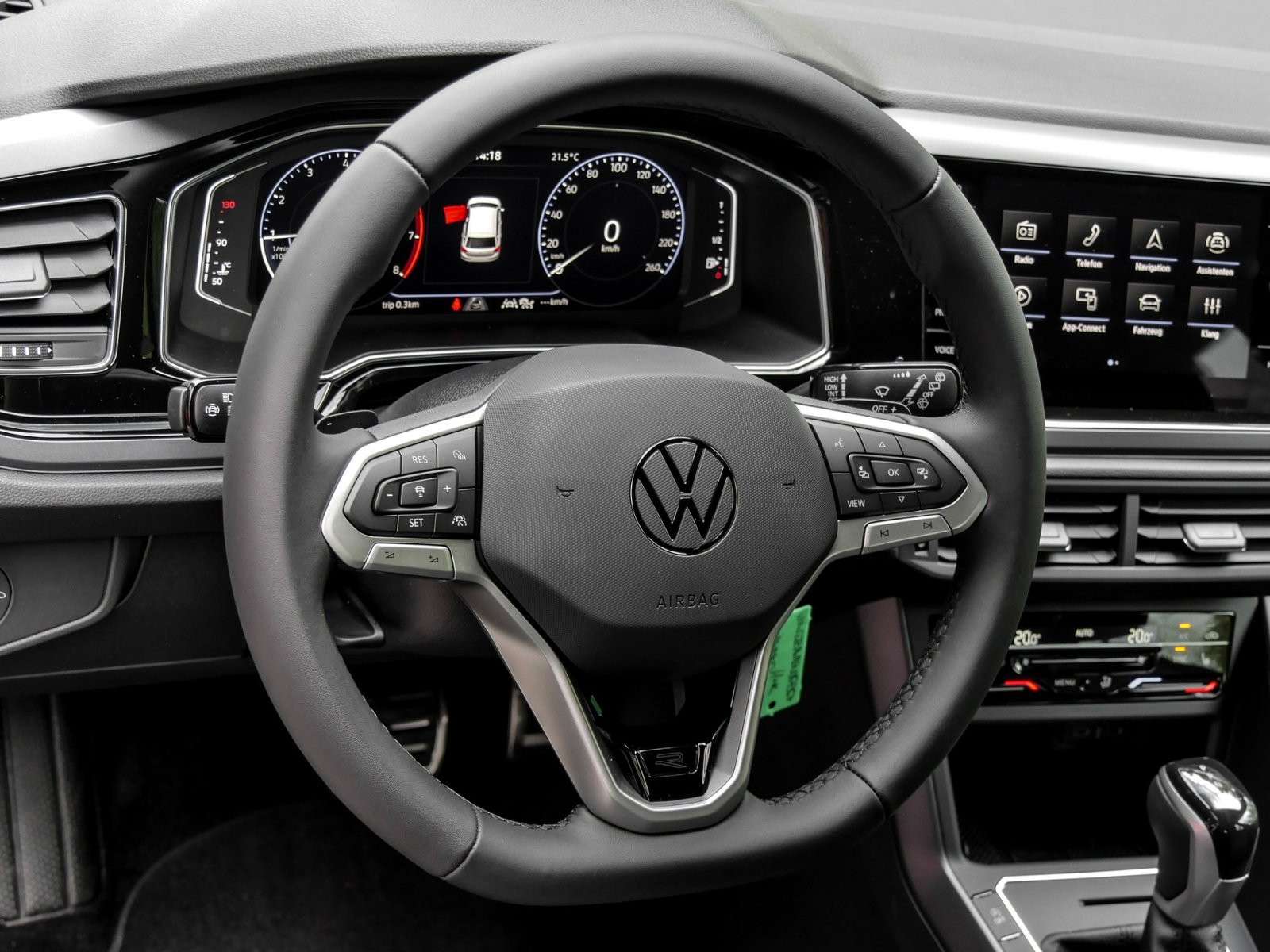 Volkswagen Polo 1.0 R-LINE CAM ACC LM17 NAVI CARPLAY SITZHZ