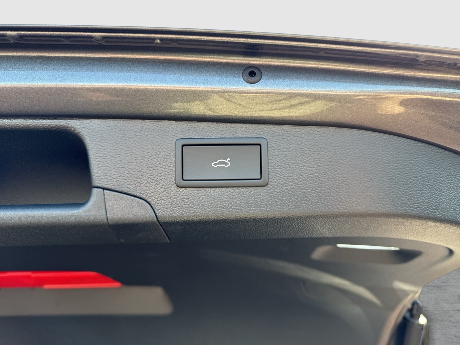 Skoda Superb Combi HYBRID SPORTLINE AHK PANO CANTON