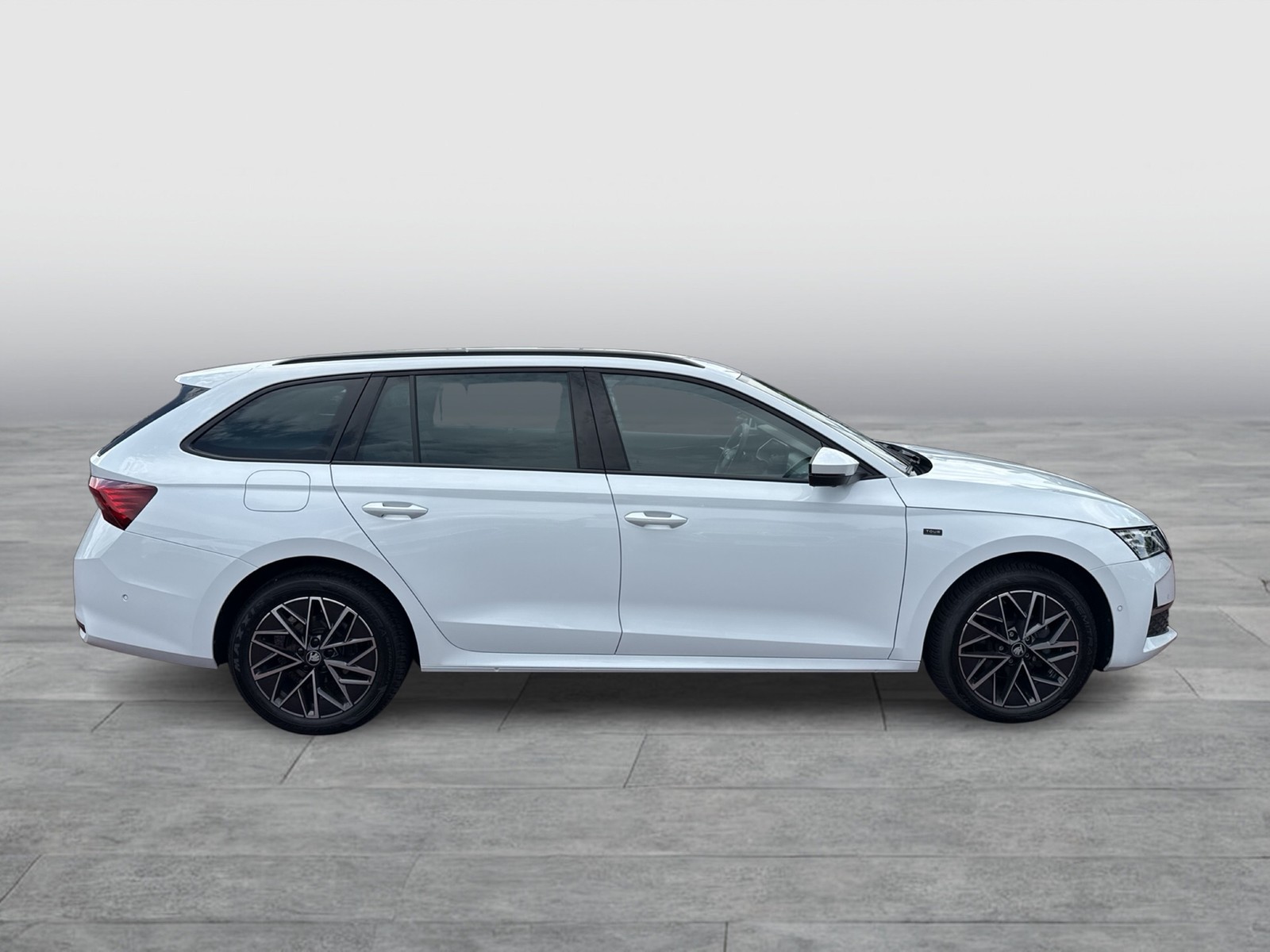 Skoda Octavia Combi 2.0 TOUR CANTON 360CAM ACC HEAD-UP