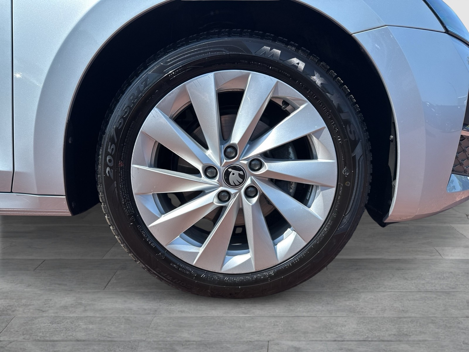 Skoda Octavia Combi 2.0 SELECTION AHK CAM ACC NAVI