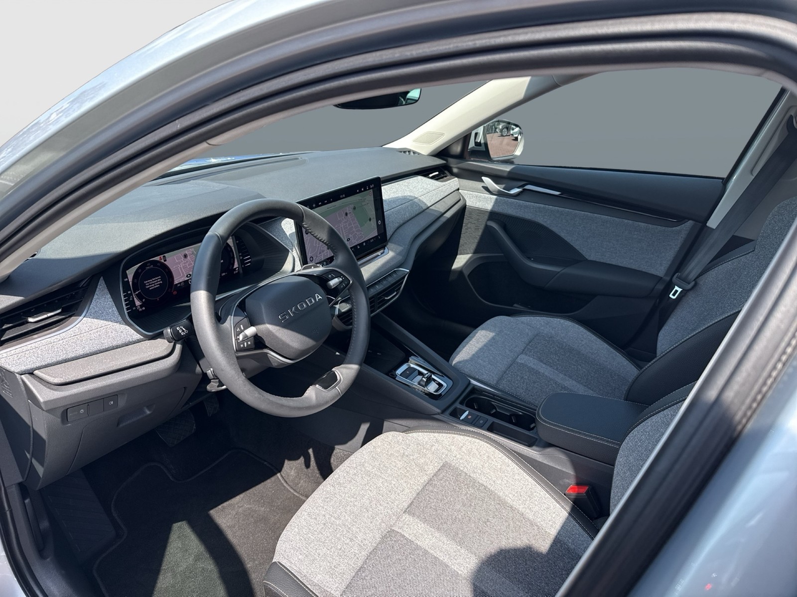 Skoda Octavia Combi 2.0 SELECTION AHK CAM ACC NAVI