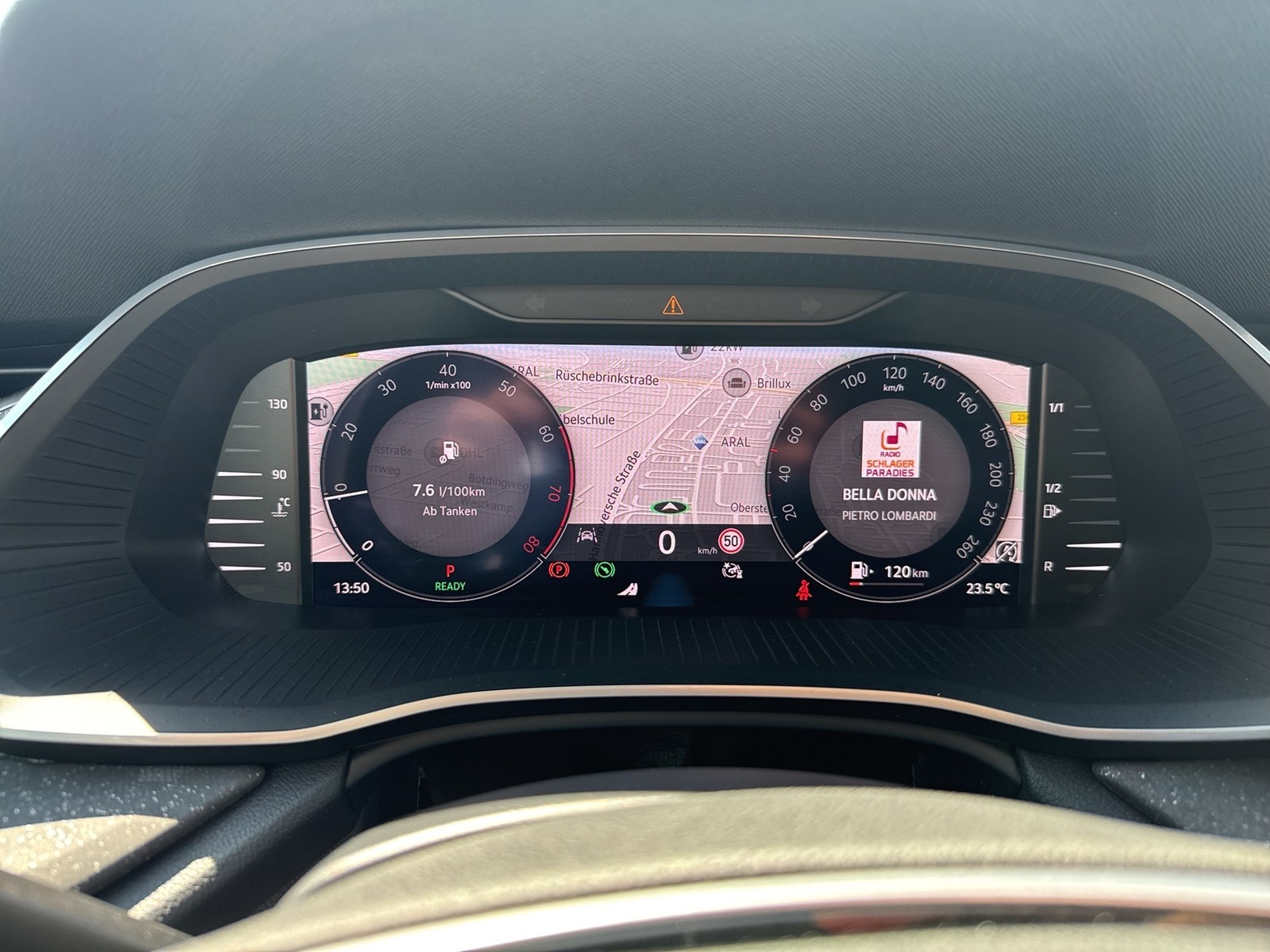 Skoda Octavia Combi 1.5 e-TEC SELECTION PANO 360°CAM