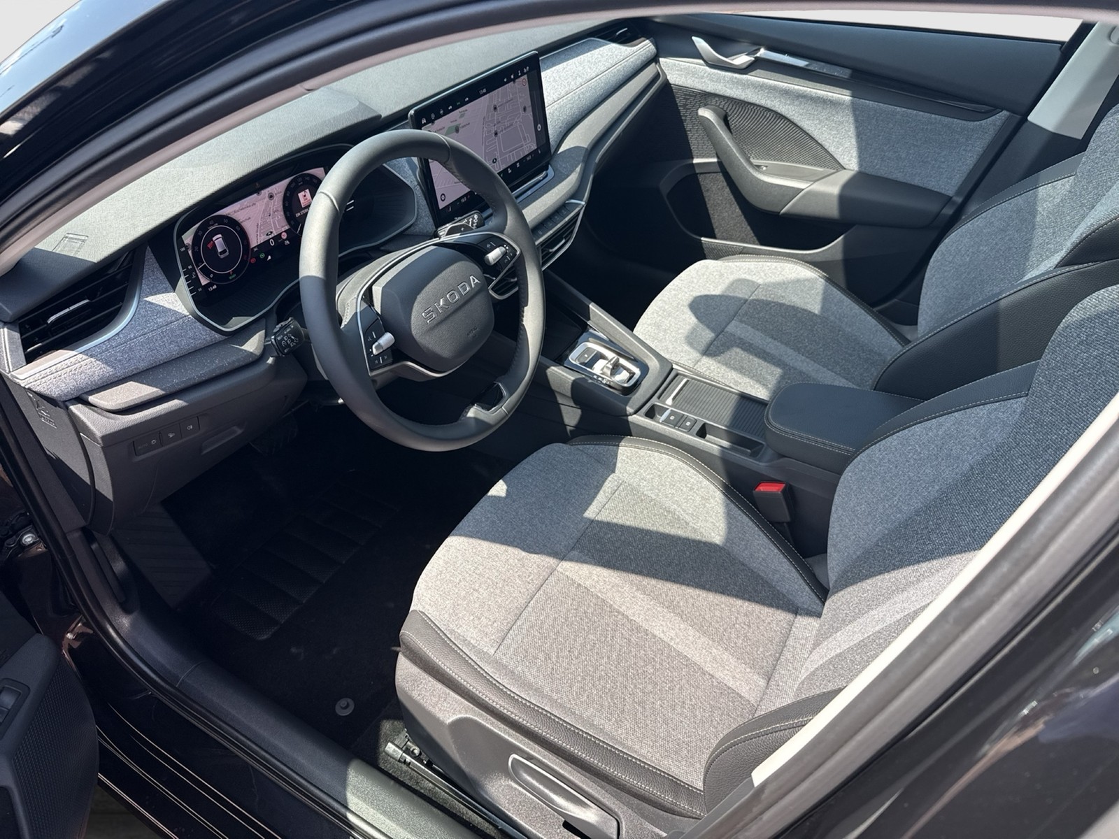 Skoda Octavia Combi 1.5 e-TEC SELECTION PANO 360°CAM