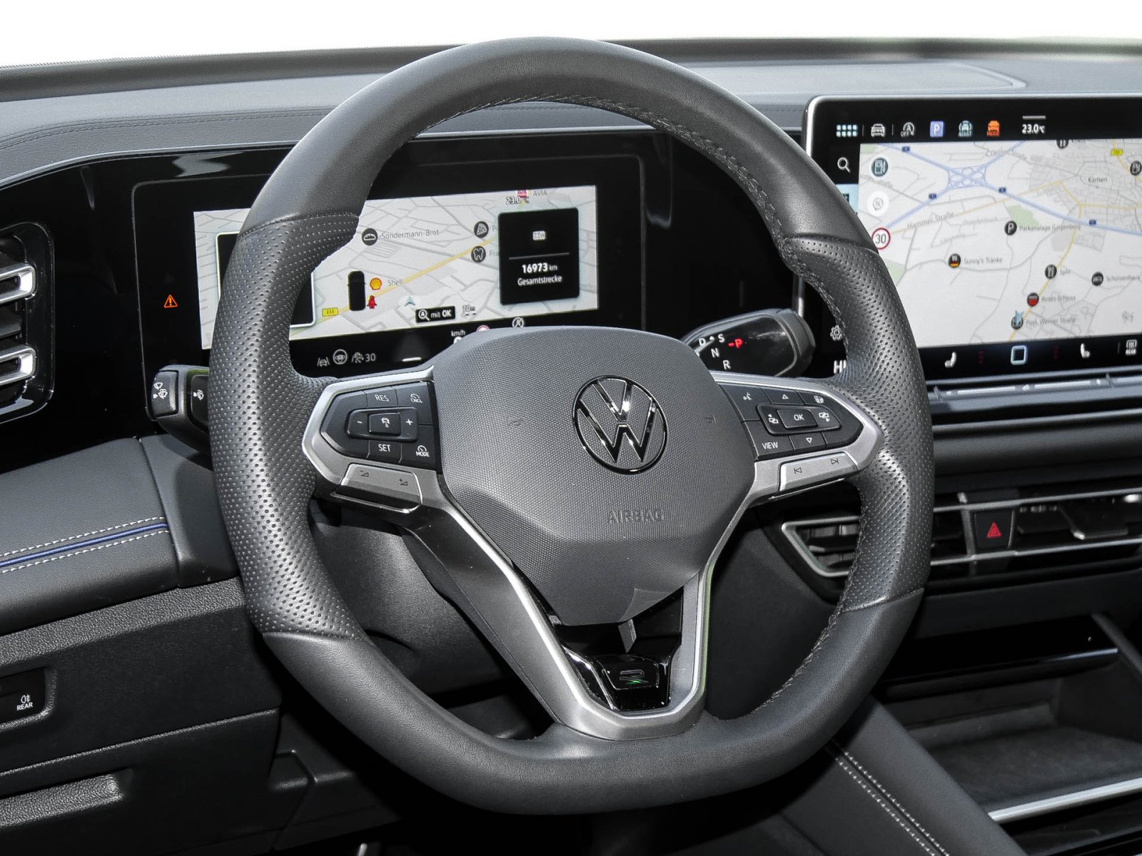 Volkswagen Tiguan 2.0 R-LINE NEUES MODELL STANDHZ. AHK LM19