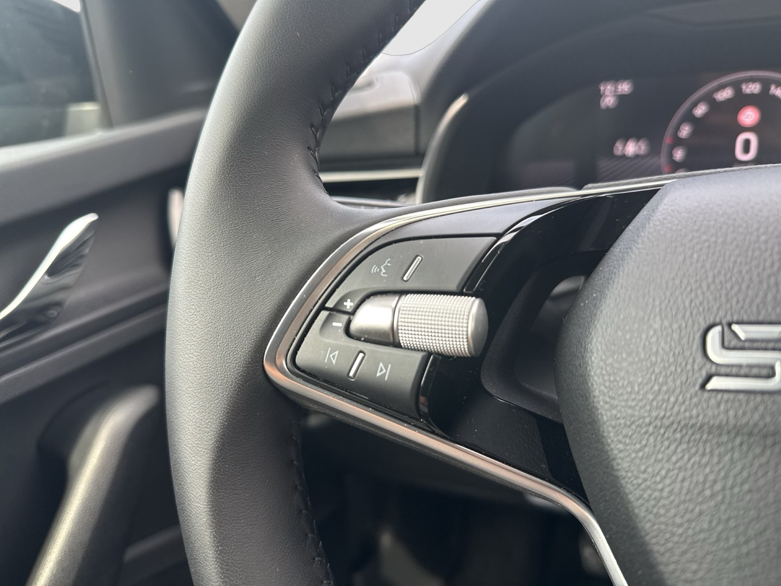 Skoda Kamiq 1.0 CARPLAY AHK-VORBEREITUNG SITZHEIZUNG