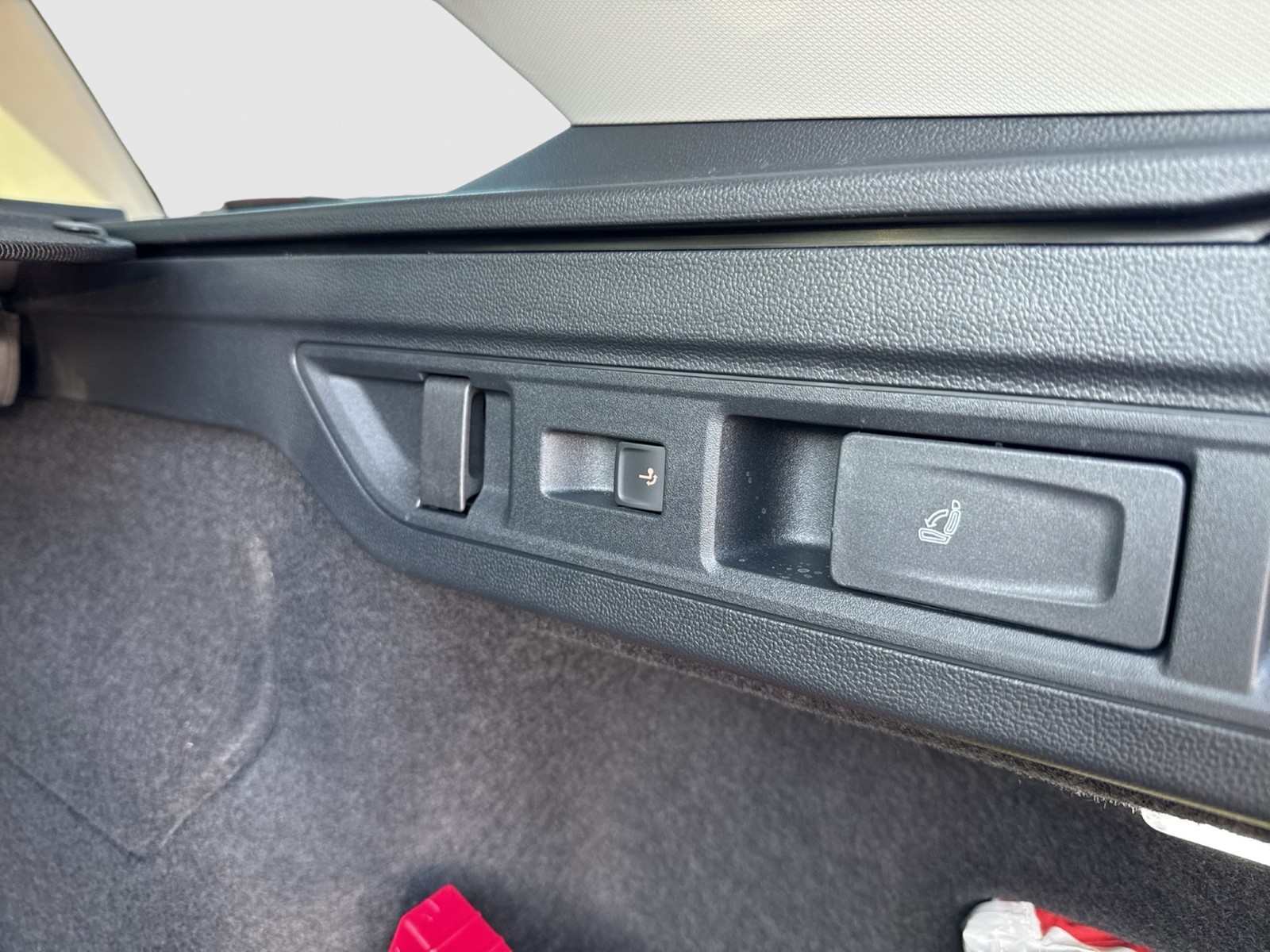 Skoda Superb Combi 2.0 SELECTION PANO AHK CAM HEAD-UP