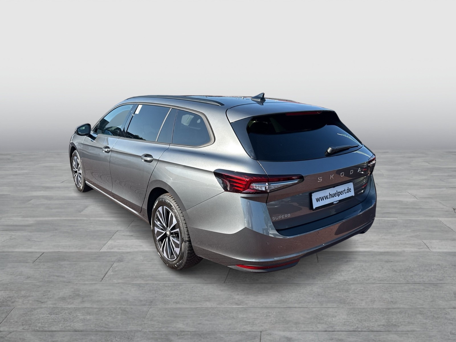 Skoda Superb Combi 2.0 SELECTION PANO AHK CAM HEAD-UP