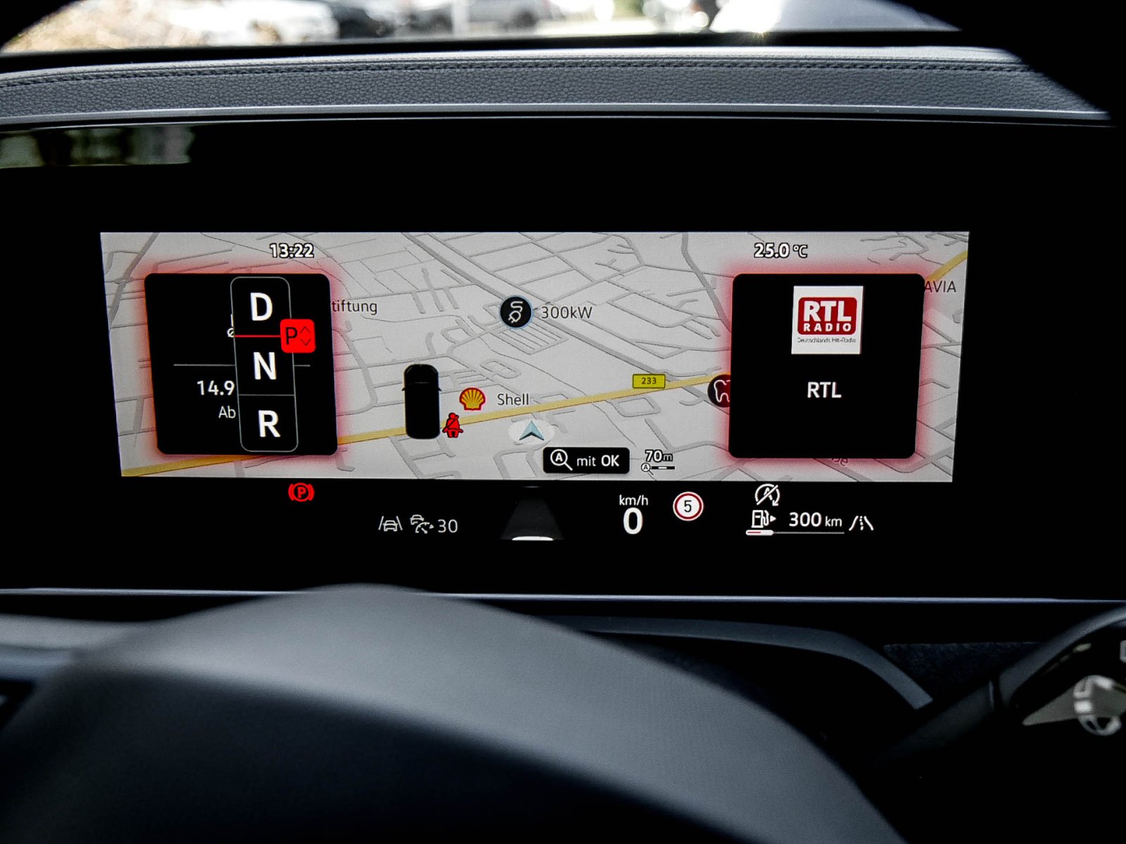 Volkswagen Passat Variant 2.0 R-LINE NEUES MODELL AHK LM19