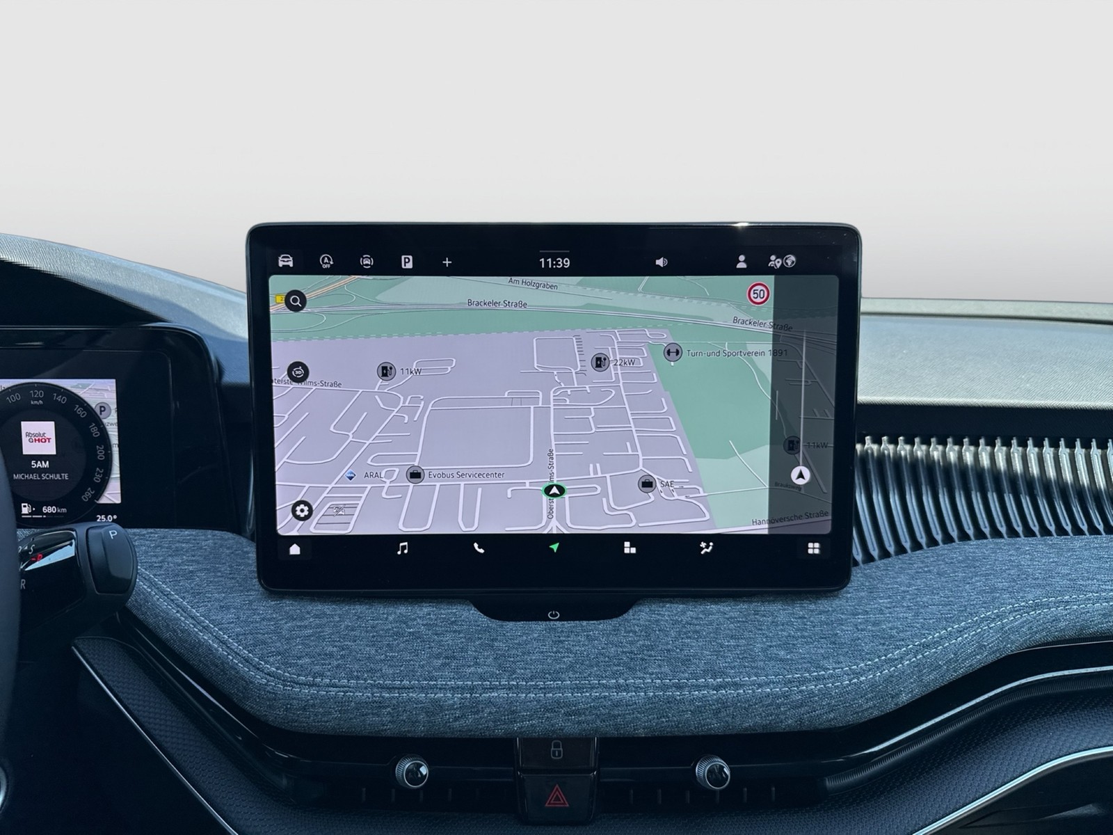 Skoda Superb Combi 2.0 SELECTION PANO AHK CAM HEAD-UP