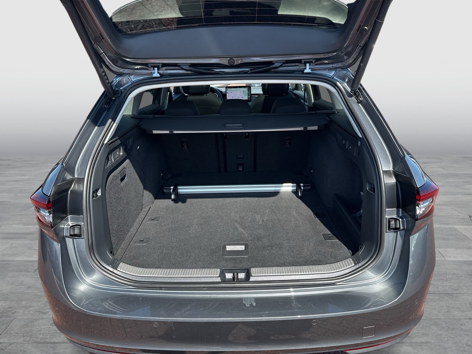 Skoda Superb Combi 2.0 SELECTION PANO AHK CAM HEAD-UP