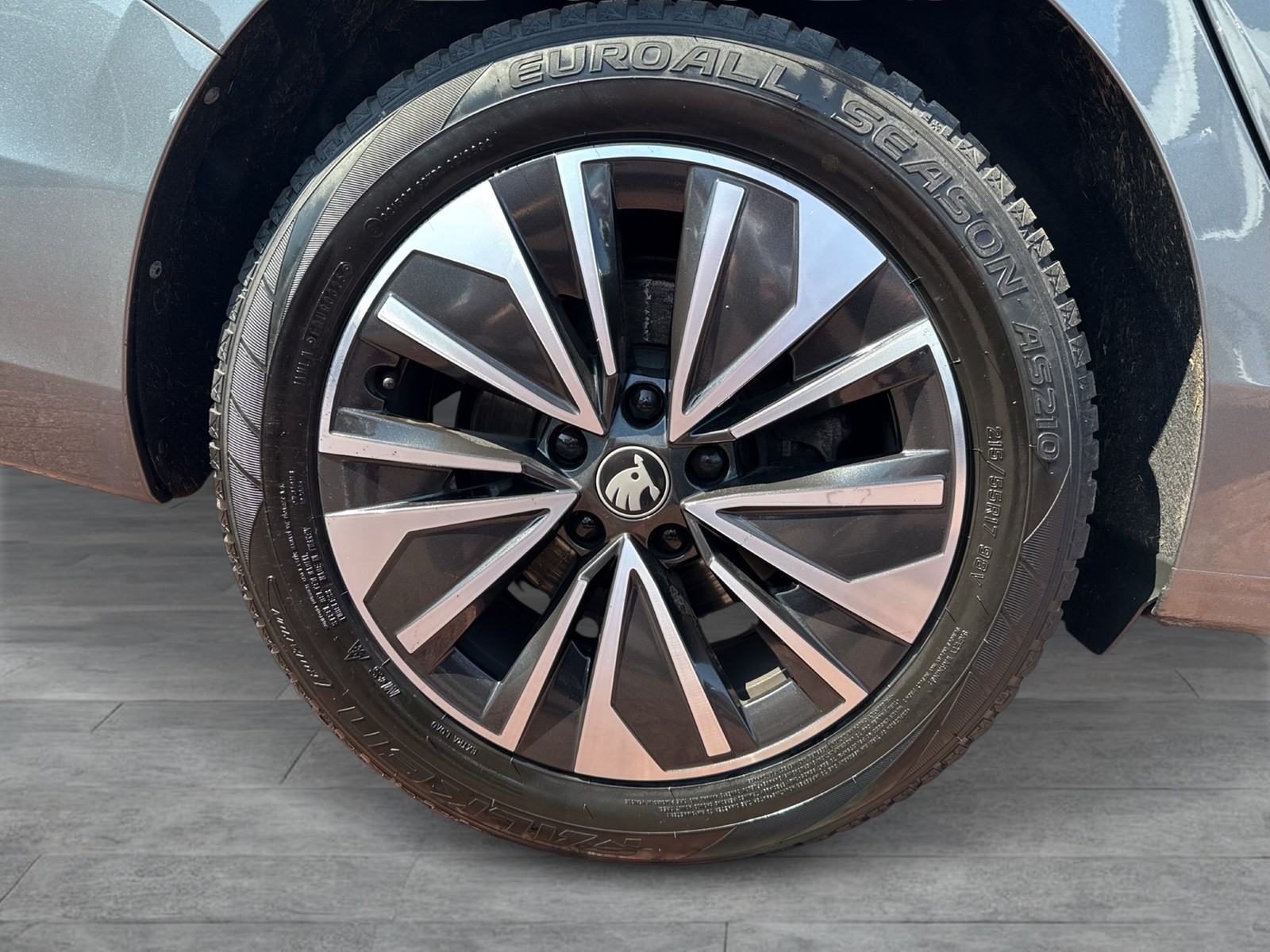 Skoda Superb Combi 2.0 SELECTION PANO AHK CAM HEAD-UP
