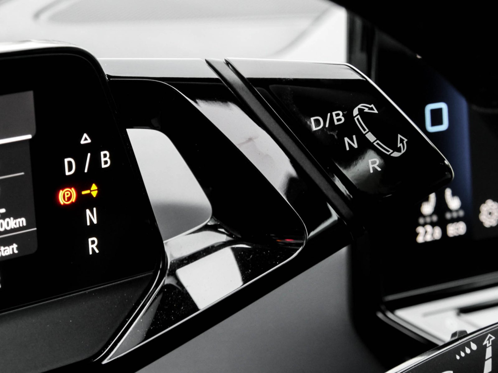 Volkswagen ID.3 Pro Performance LIFE ACC LM18 NAVI SITZHEIZ