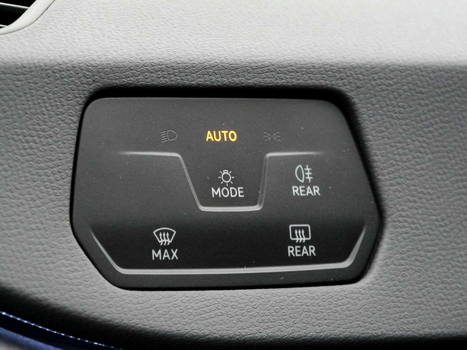 Volkswagen ID.3 Pro Performance LIFE ACC LM18 NAVI SITZHEIZ