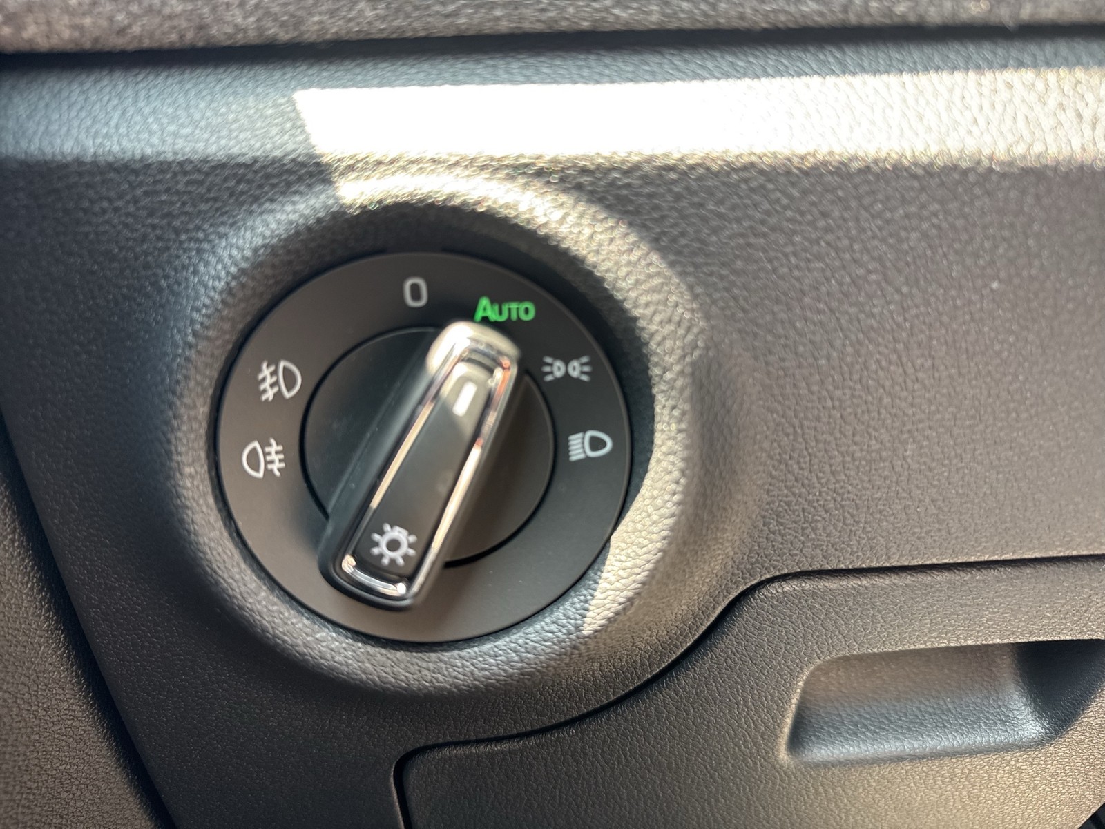 Skoda Scala 1.5 TOUR BLACKPACKAGE CAM ACC MATRIX NAVI