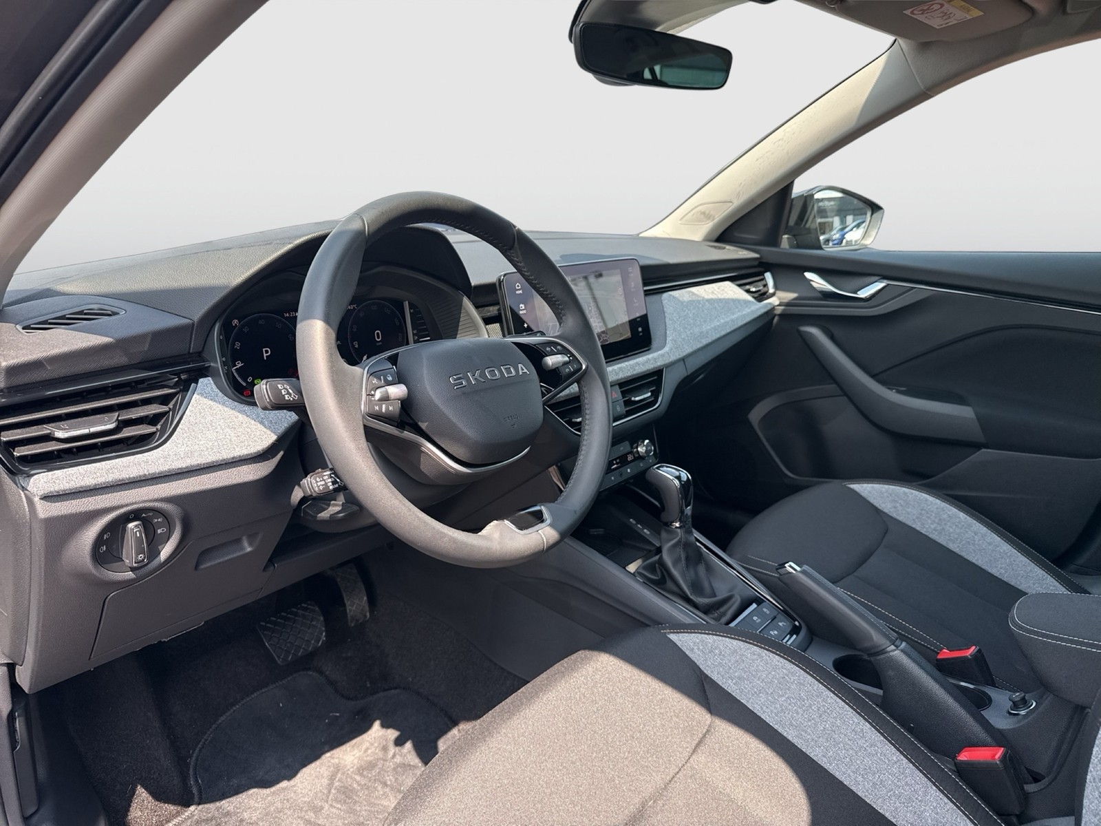 Skoda Scala 1.5 TOUR BLACKPACKAGE CAM ACC MATRIX NAVI