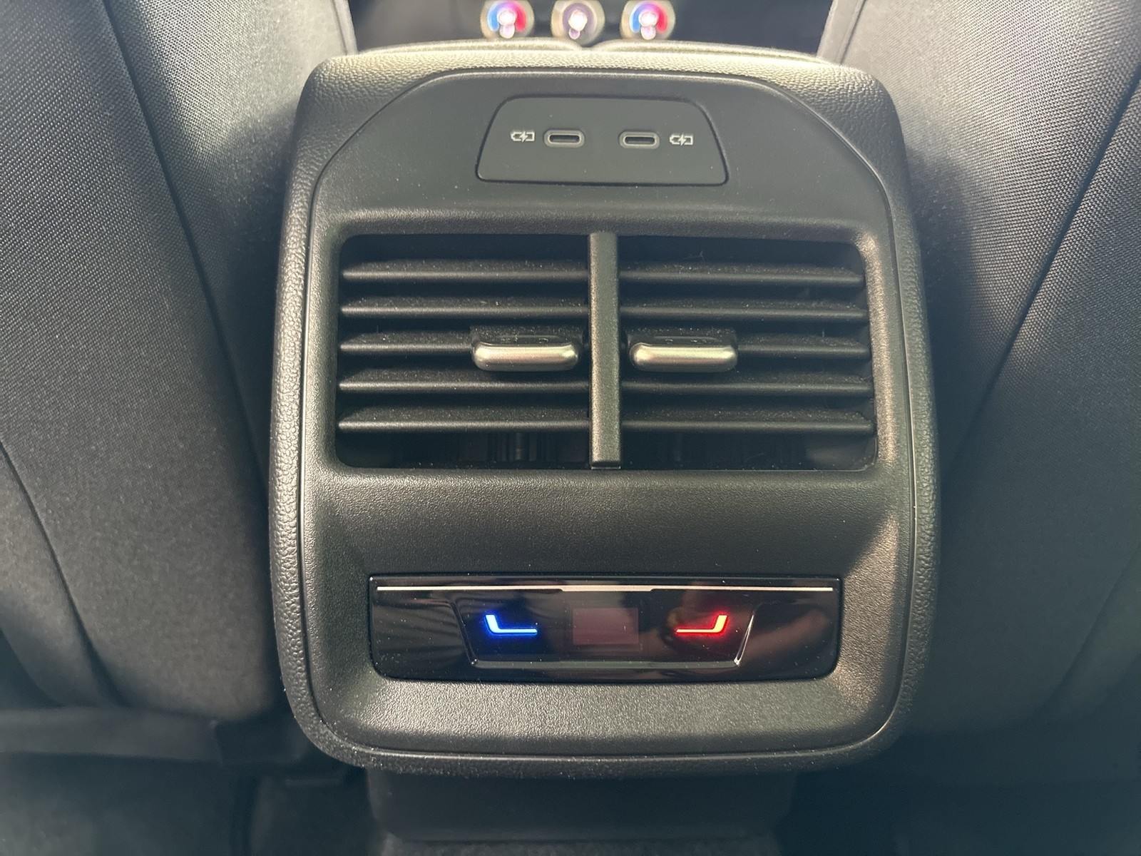 Skoda Superb Combi 2.0 SELECTION PANO AHK CAM ACC NAVI