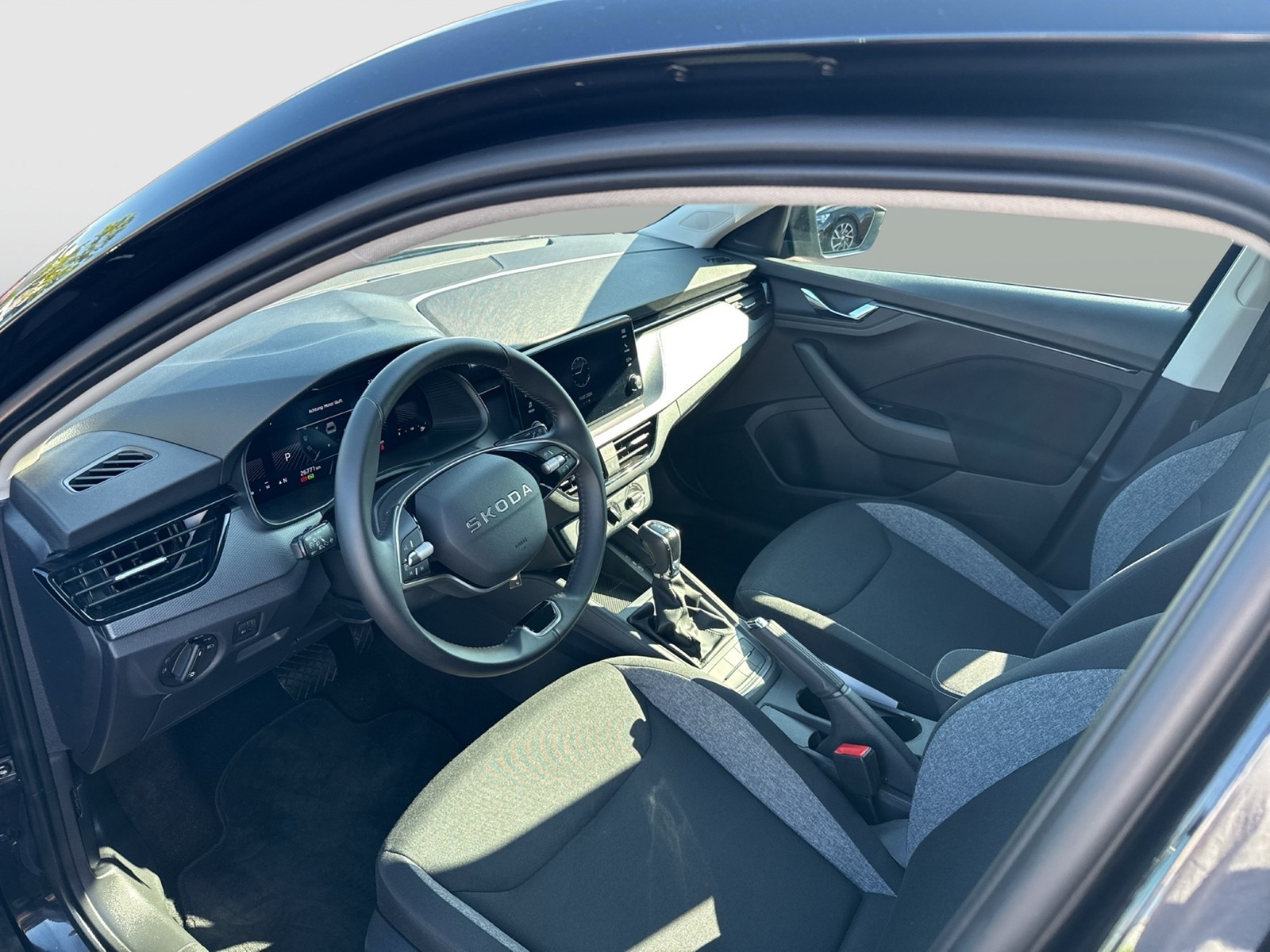 Skoda Scala 1.0 CARPLAY AHK-VORBEREITUNG SITZHEIZUNG