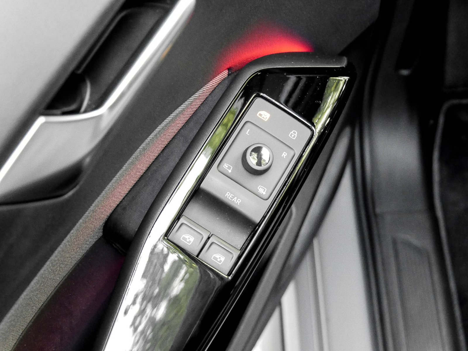 Volkswagen ID.3 Pro Performance LIFE ACC LM18 NAVI SITZHEIZ