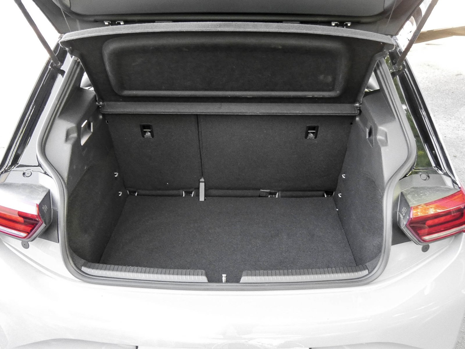 Volkswagen ID.3 Pro Performance LIFE ACC LM18 NAVI SITZHEIZ