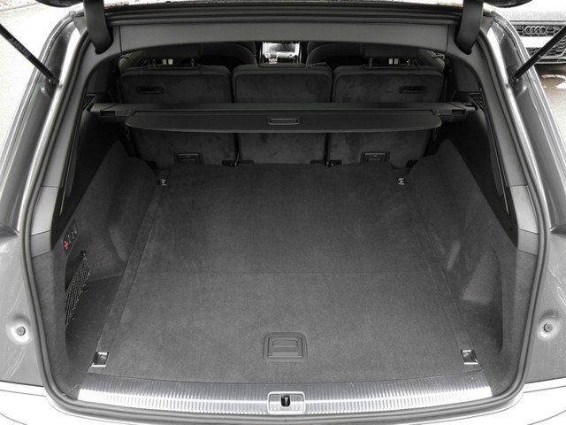 Audi Q7 50 quattro S LINE BLACKPAK PANO AHK CAM LM22