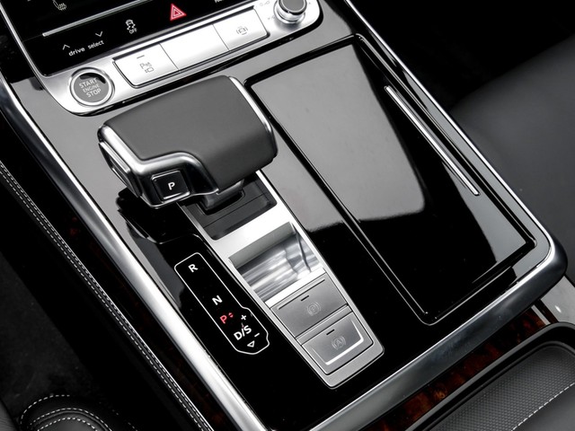 Audi Q7 50 quattro S LINE BLACKPAK PANO AHK CAM LM22