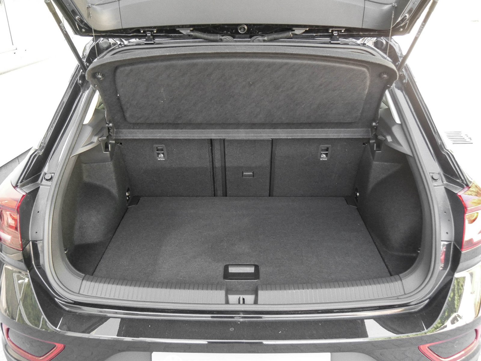 Volkswagen T-Roc 2.0 LIFE BEATS CAM LM17 NAVI SITZHEIZUNG
