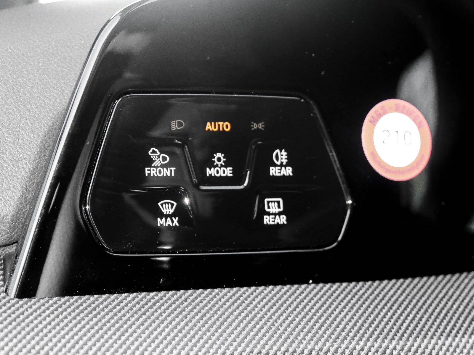 Volkswagen Golf Variant 1.5 R-LINE DSG BLACKSTYLE PANO LM18