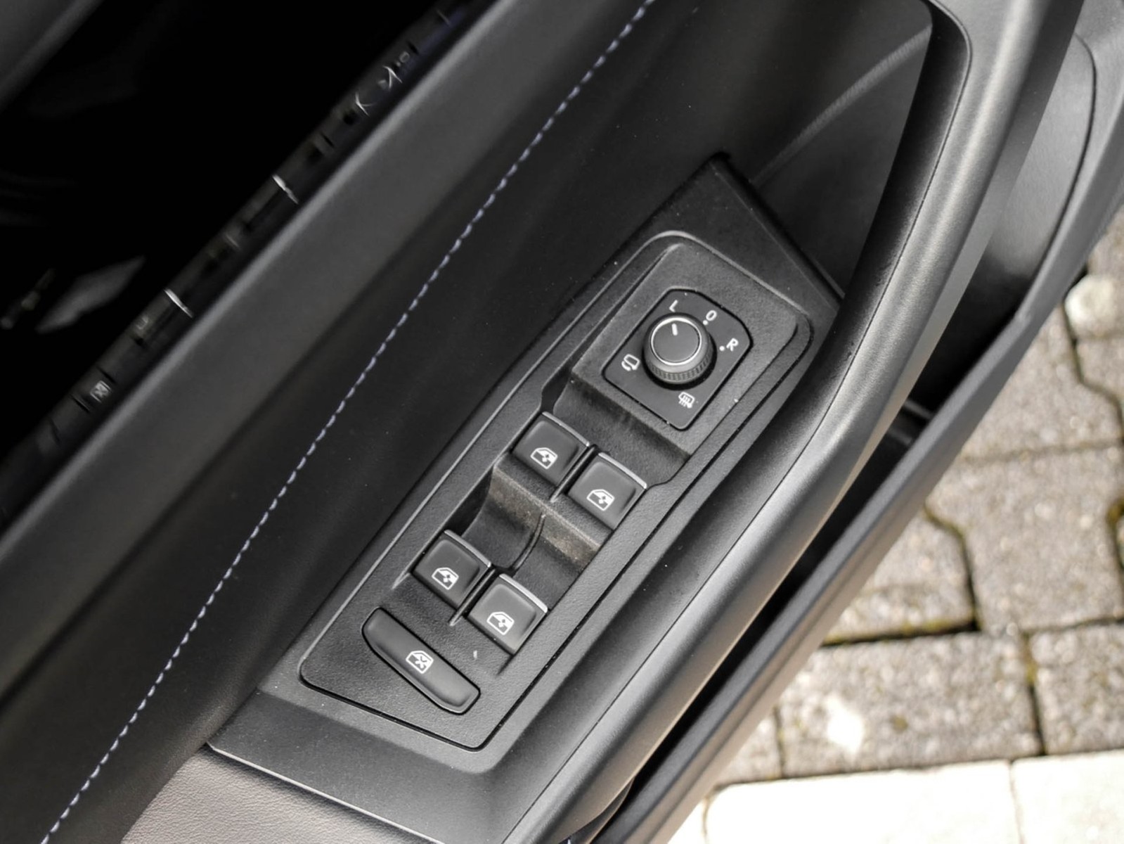 Volkswagen T-Roc 2.0 R 4X4 CAM ACC LM18 E-KLAPPE NAVI