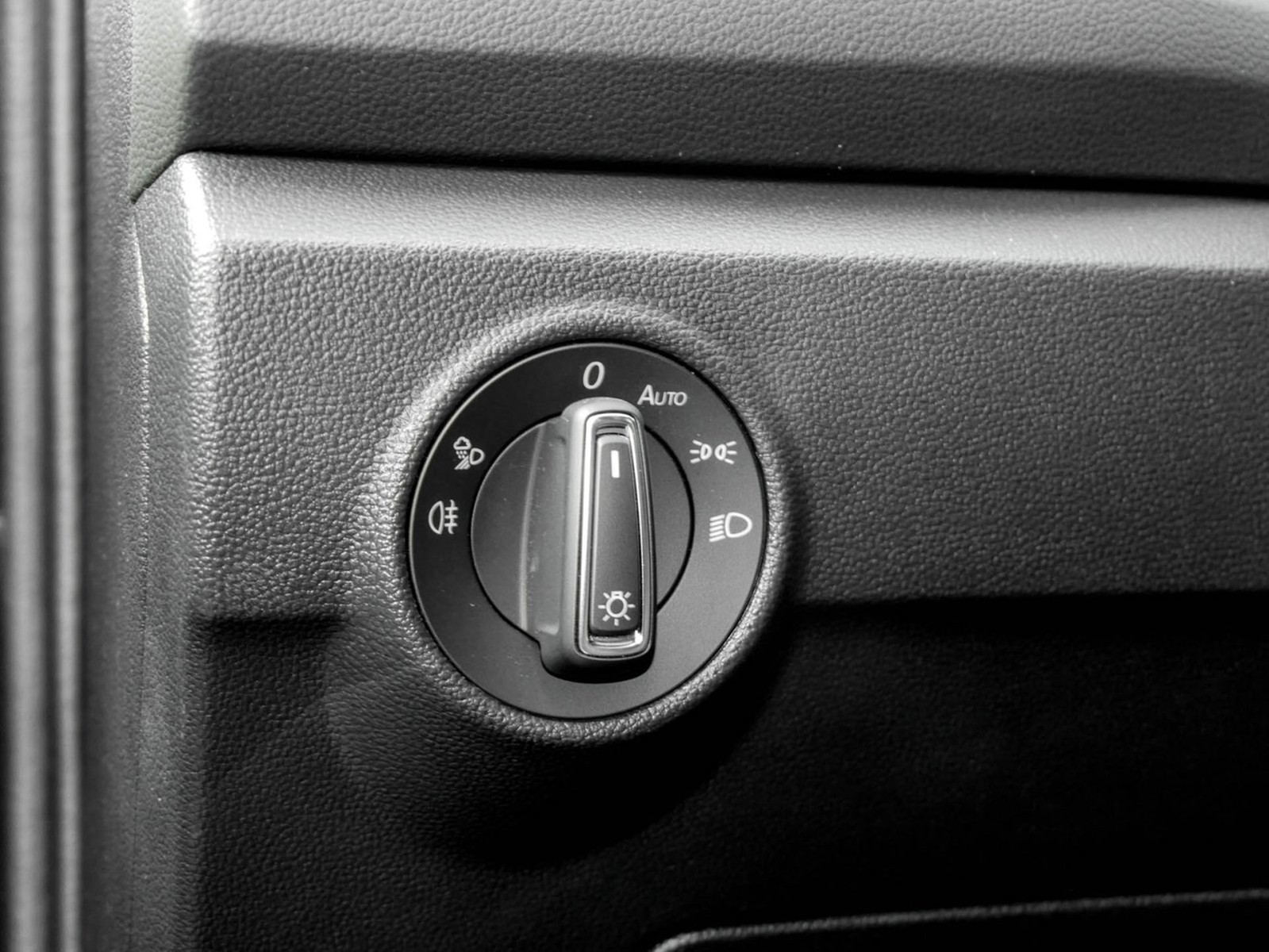 Volkswagen T-Roc 2.0 R 4X4 CAM ACC LM18 E-KLAPPE NAVI