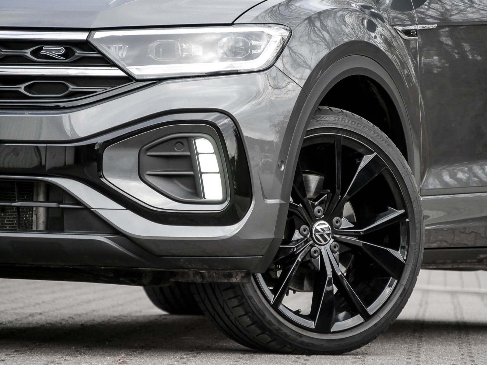 Volkswagen T-Roc 1.0 R-LINE BLACK STYLE CAM ACC LM19 NAVI