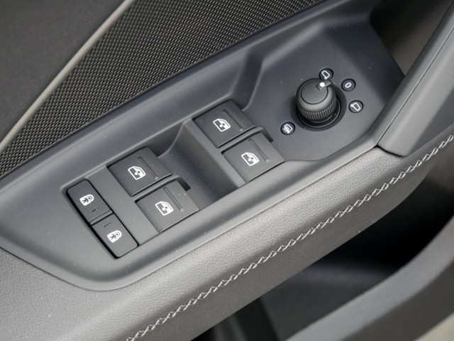 Audi A3 Sportback 35 S LINE BLACKPAK AHK ACC LM18 NAVI+