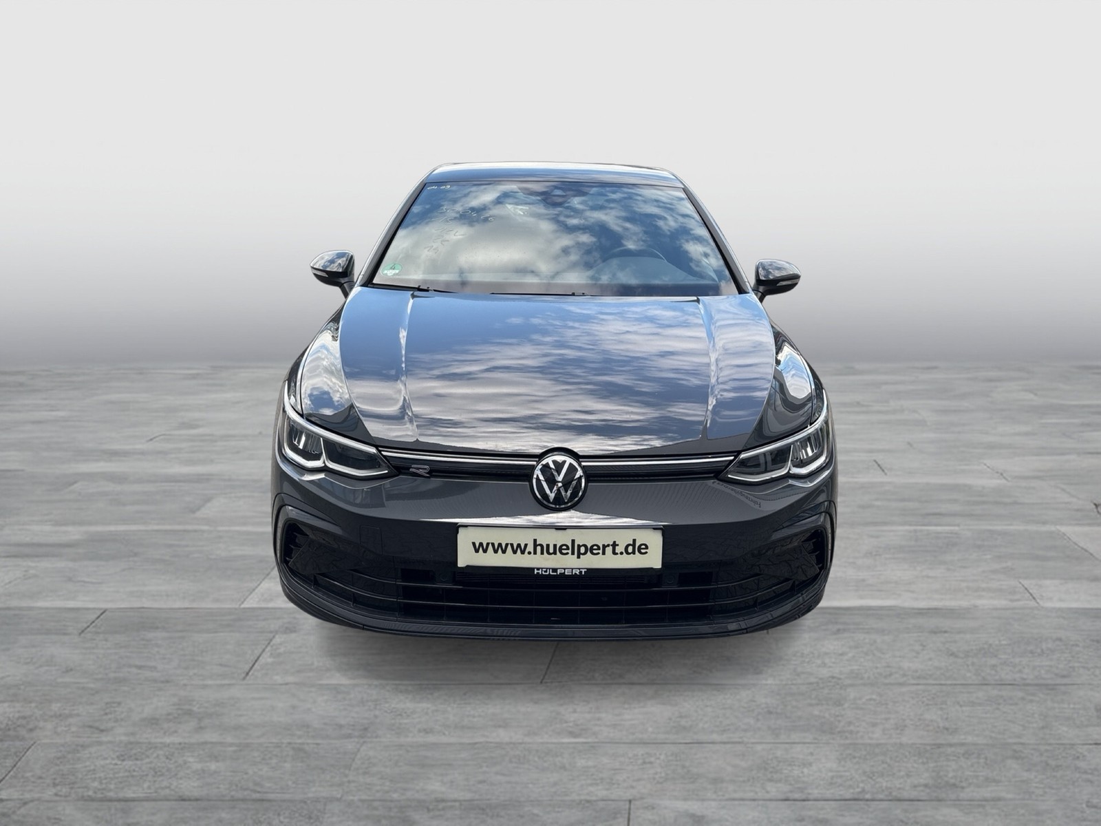 Volkswagen Golf VIII 1.5 eTSI R-LINE LM17 CARPLAY SITZHEIZ.
