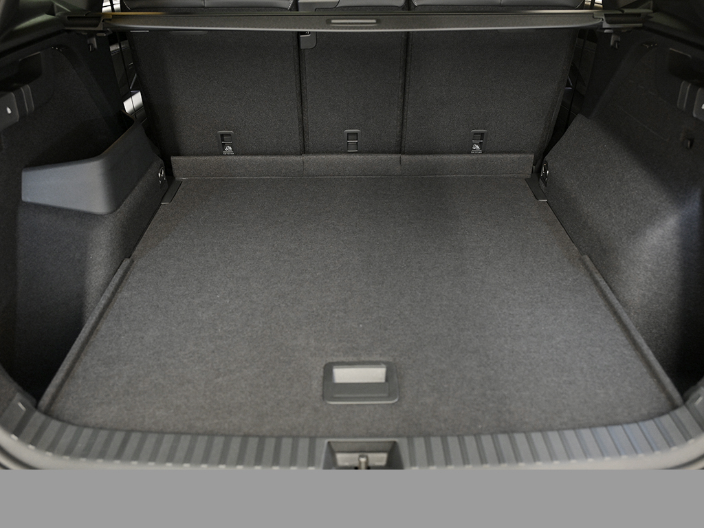 Volkswagen Tayron 2.0 R-LINE DSG BLACKSTYLE STANDHZG PANO