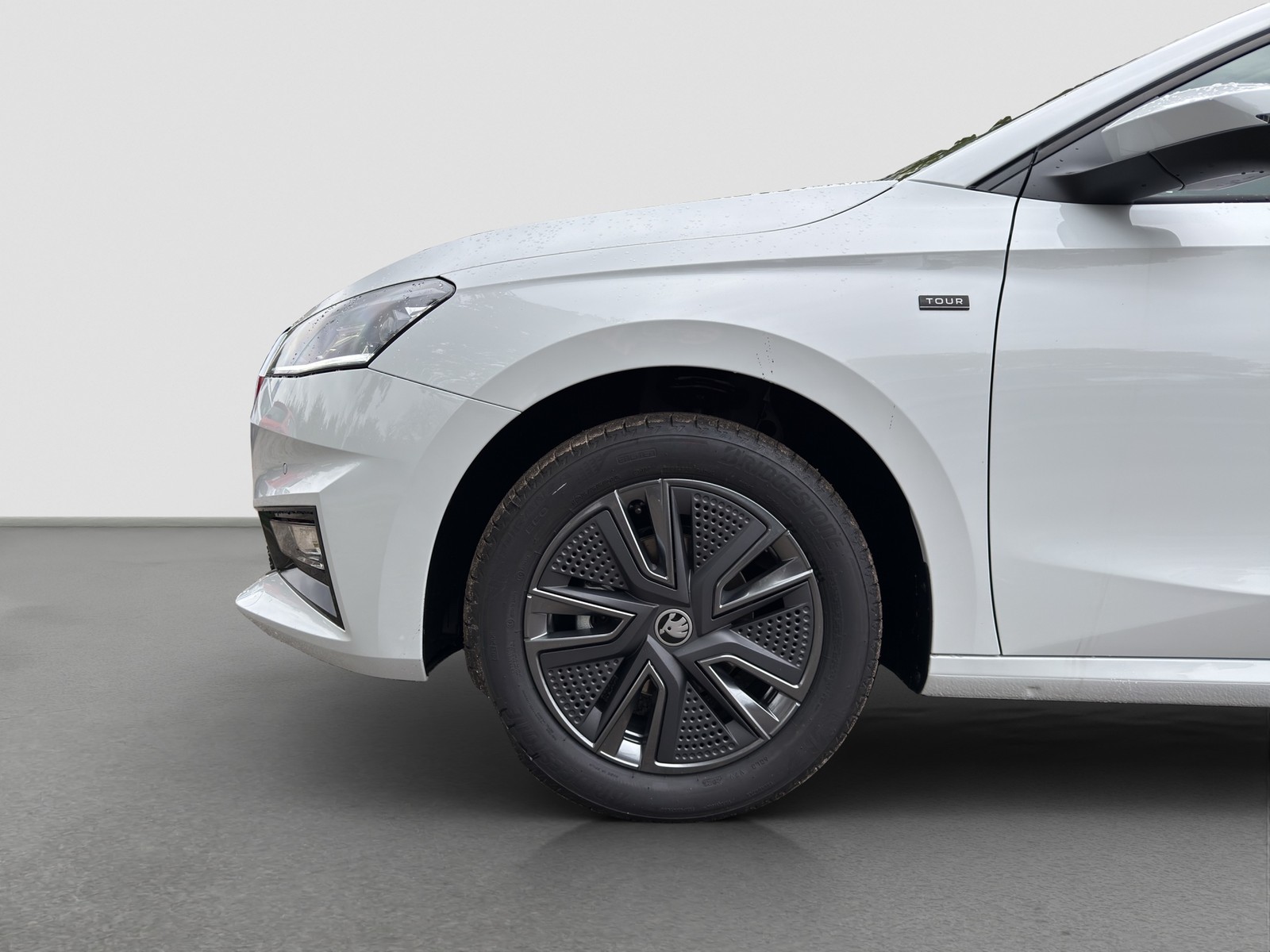 Skoda Fabia 1.0TSI Tour ACC PDC Smartlink SHZ