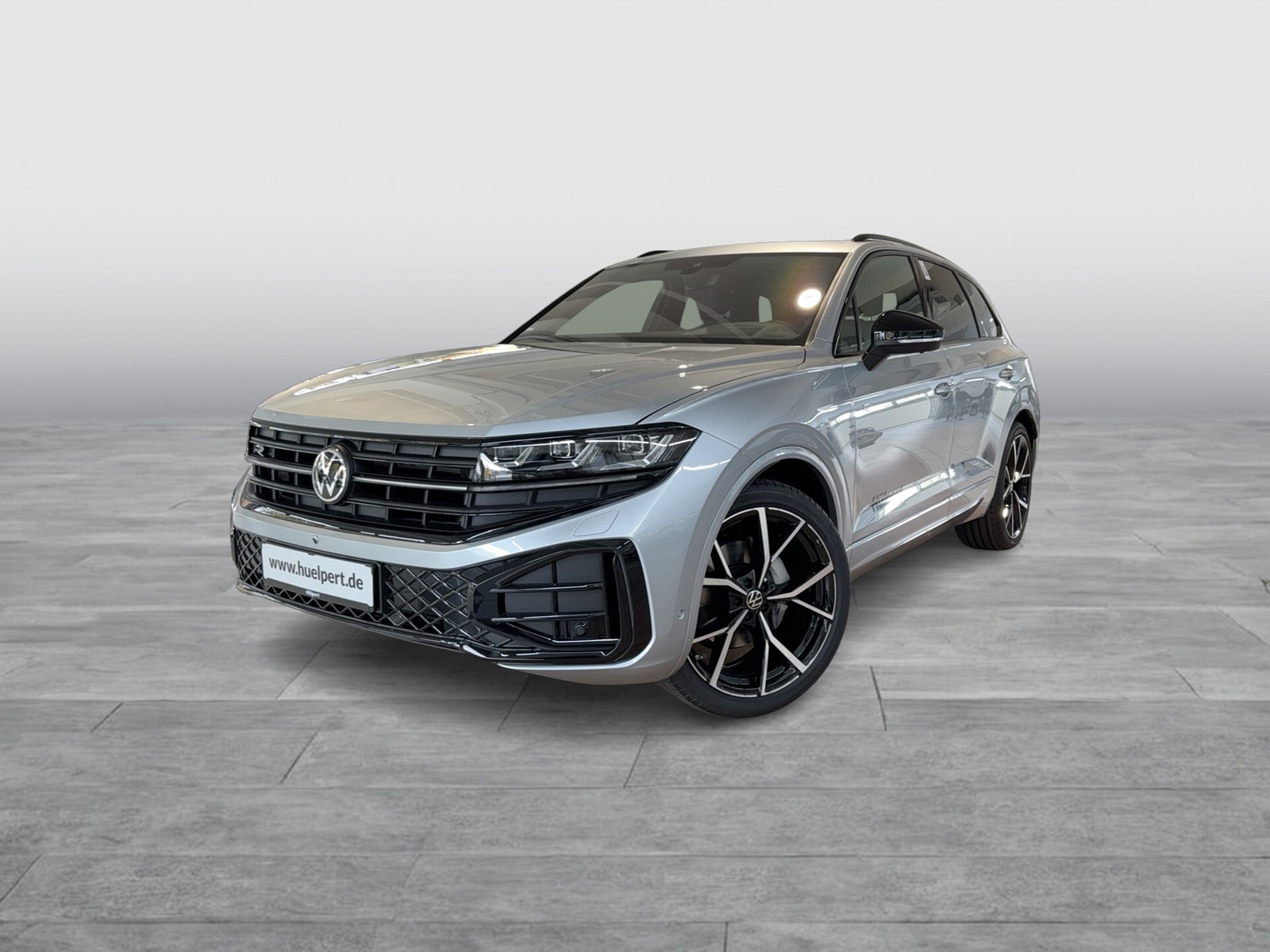 Volkswagen Touareg V6 3.0 TDI 4MOTION R-LINE ALLRADLENKUNG PANO AHK LM22