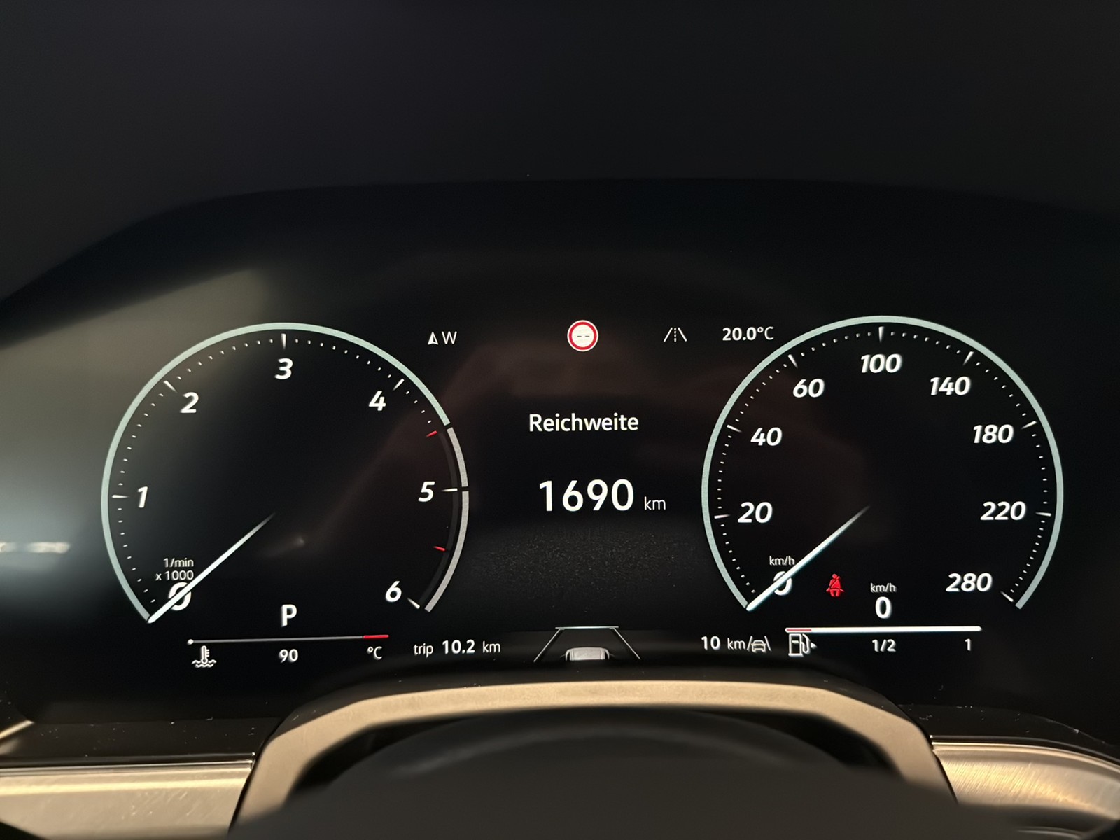 Volkswagen Touareg V6 3.0 TDI 4MOTION R-LINE ALLRADLENKUNG PANO AHK LM22