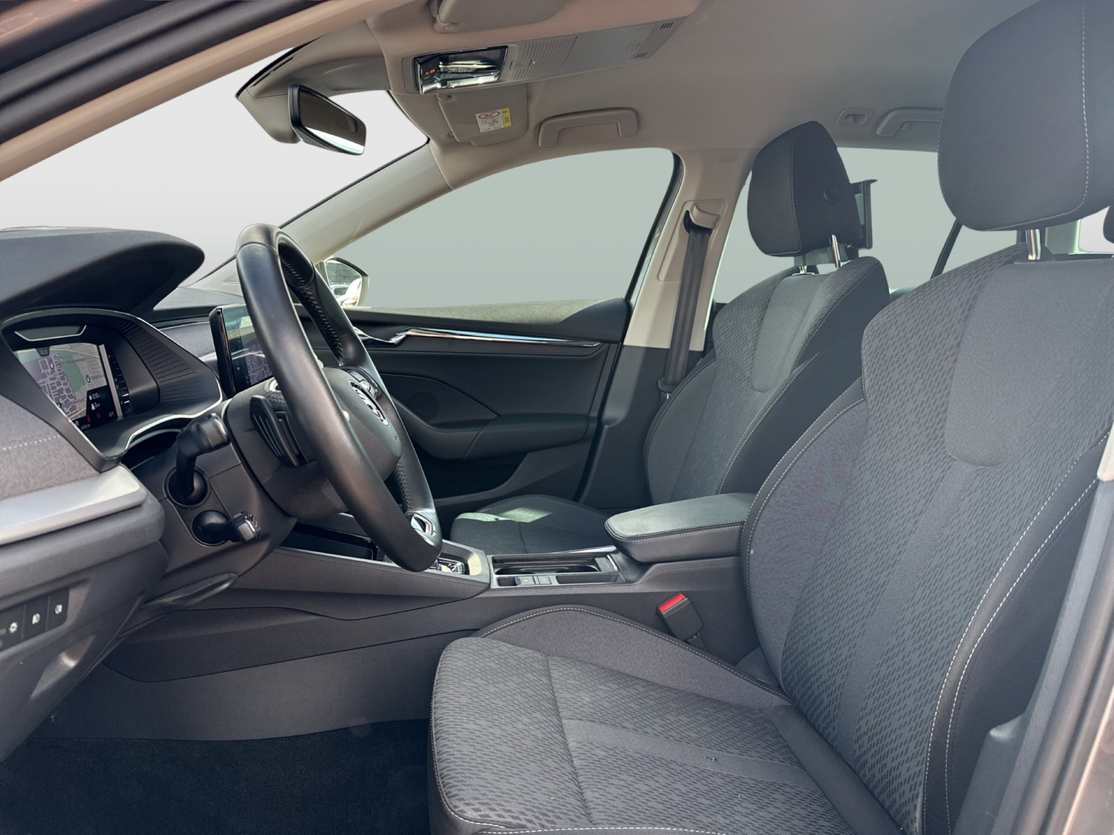 Skoda Octavia Combi 2.0 STYLE NAVI KAMERA AHK LED