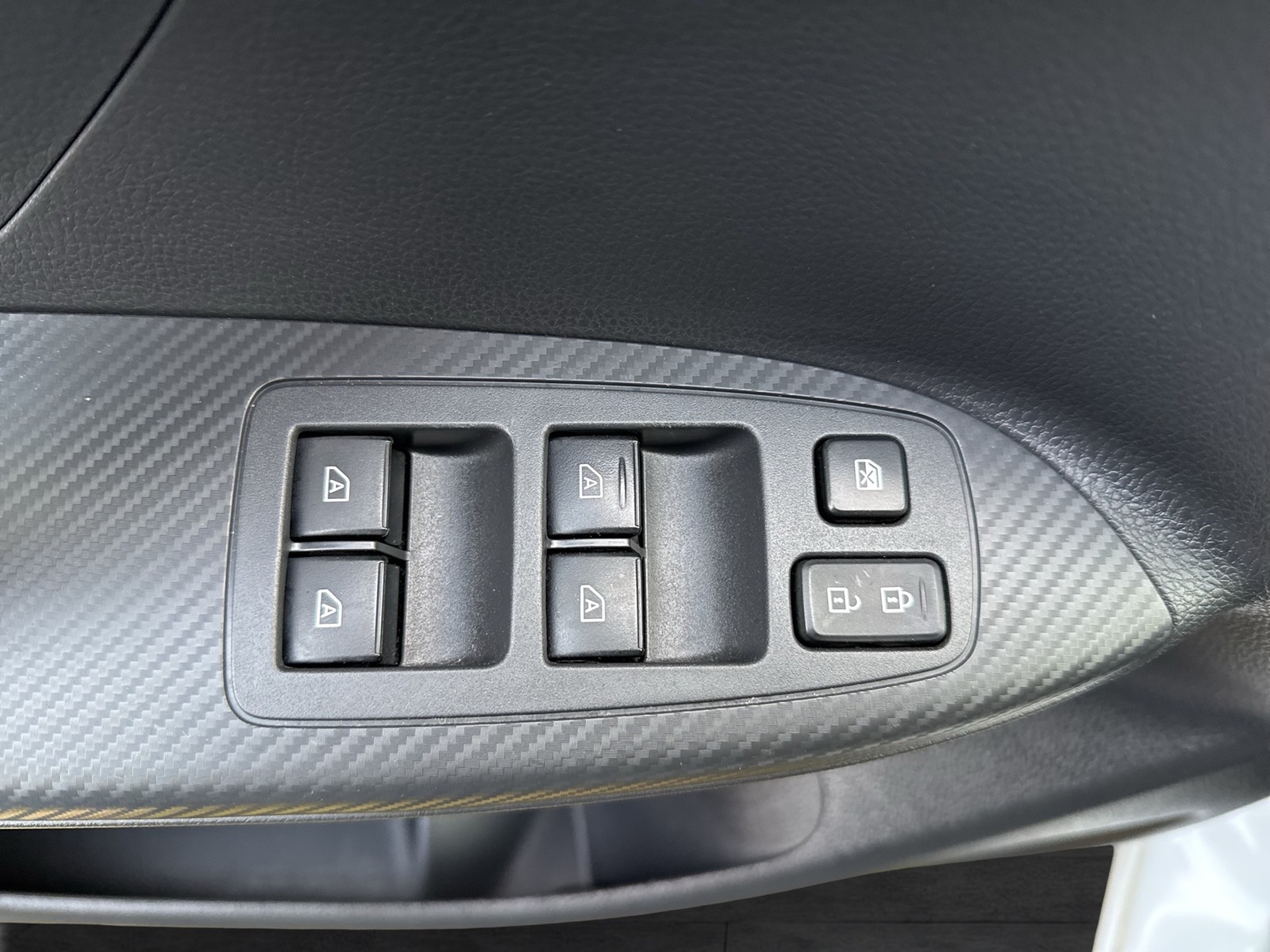 Mitsubishi Eclipse Cross HYBRID Top 4X4 PANO 360CAM LEDER