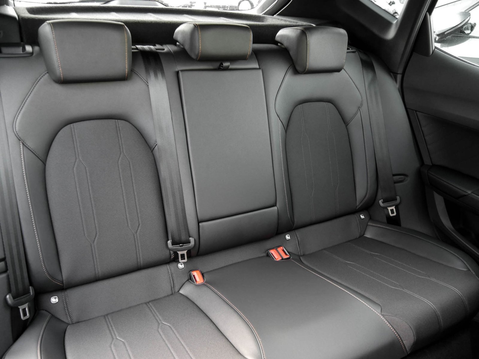Cupra Formentor 1.5 DSG PANO MATRIX ACC NAV SENNH.