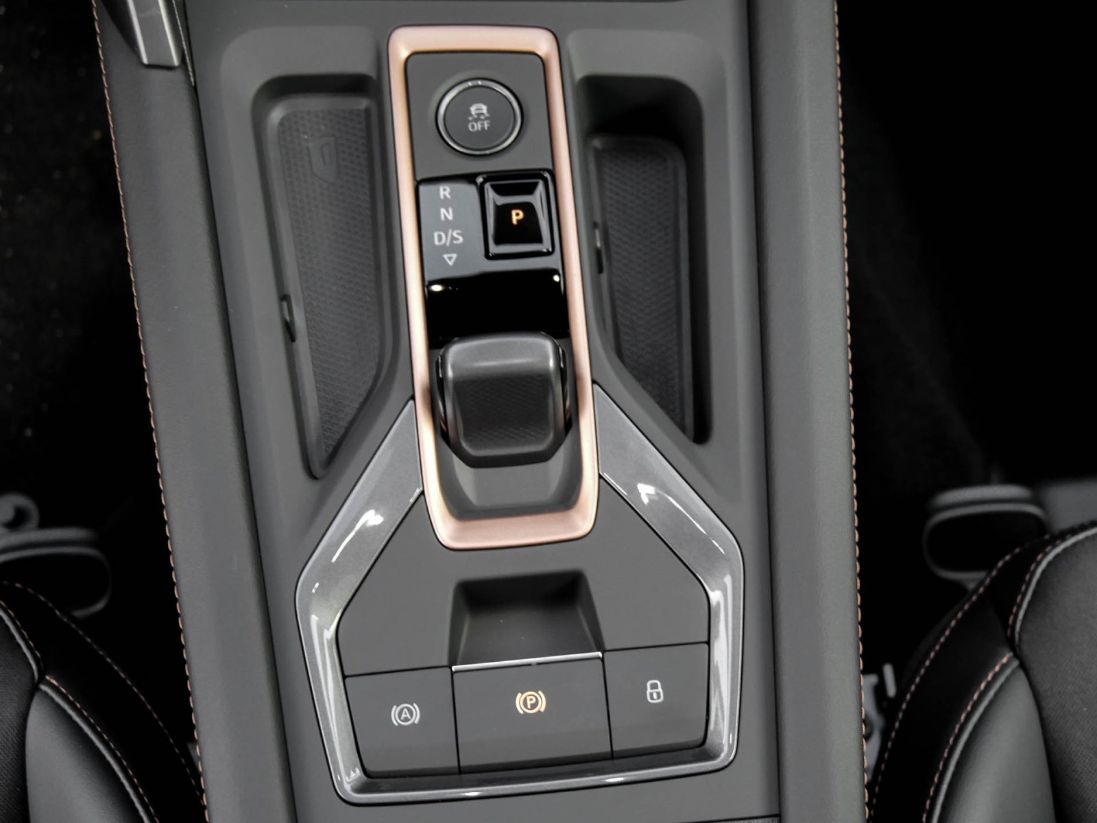 Cupra Formentor 1.5 DSG PANO MATRIX ACC NAV SENNH.
